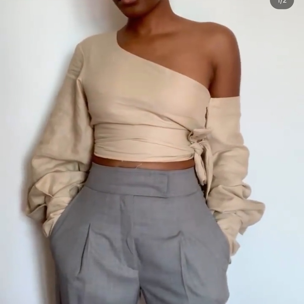 Ardelle omenma top
